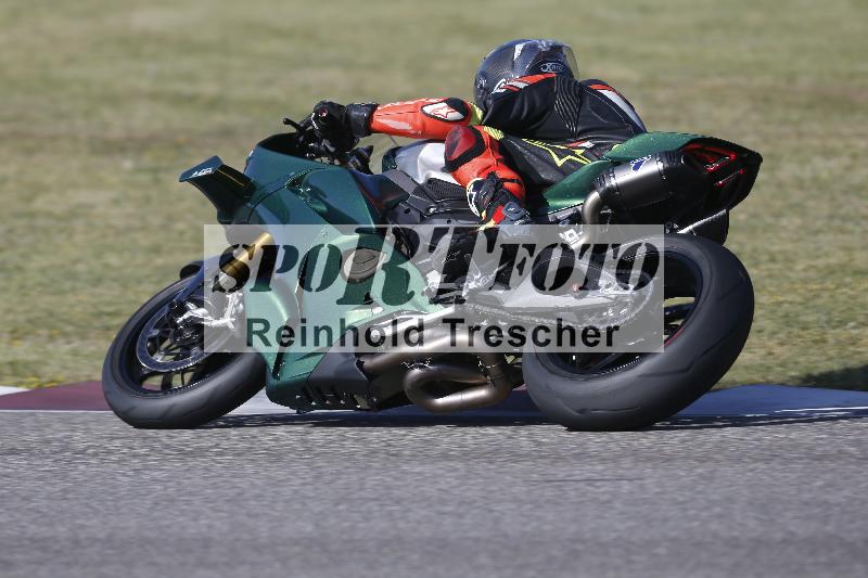 /07 09.04.2026 Cornu Master School ADR/Gruppe blau/21